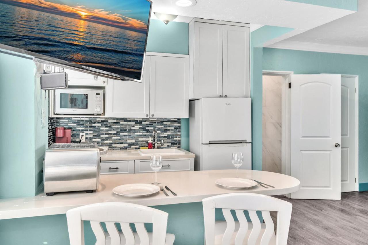 Walkabout 6 Suite On Hollywood Beach With Ocean Views Extérieur photo